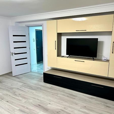 Elite Apartment Buzău Eksteriør bilde